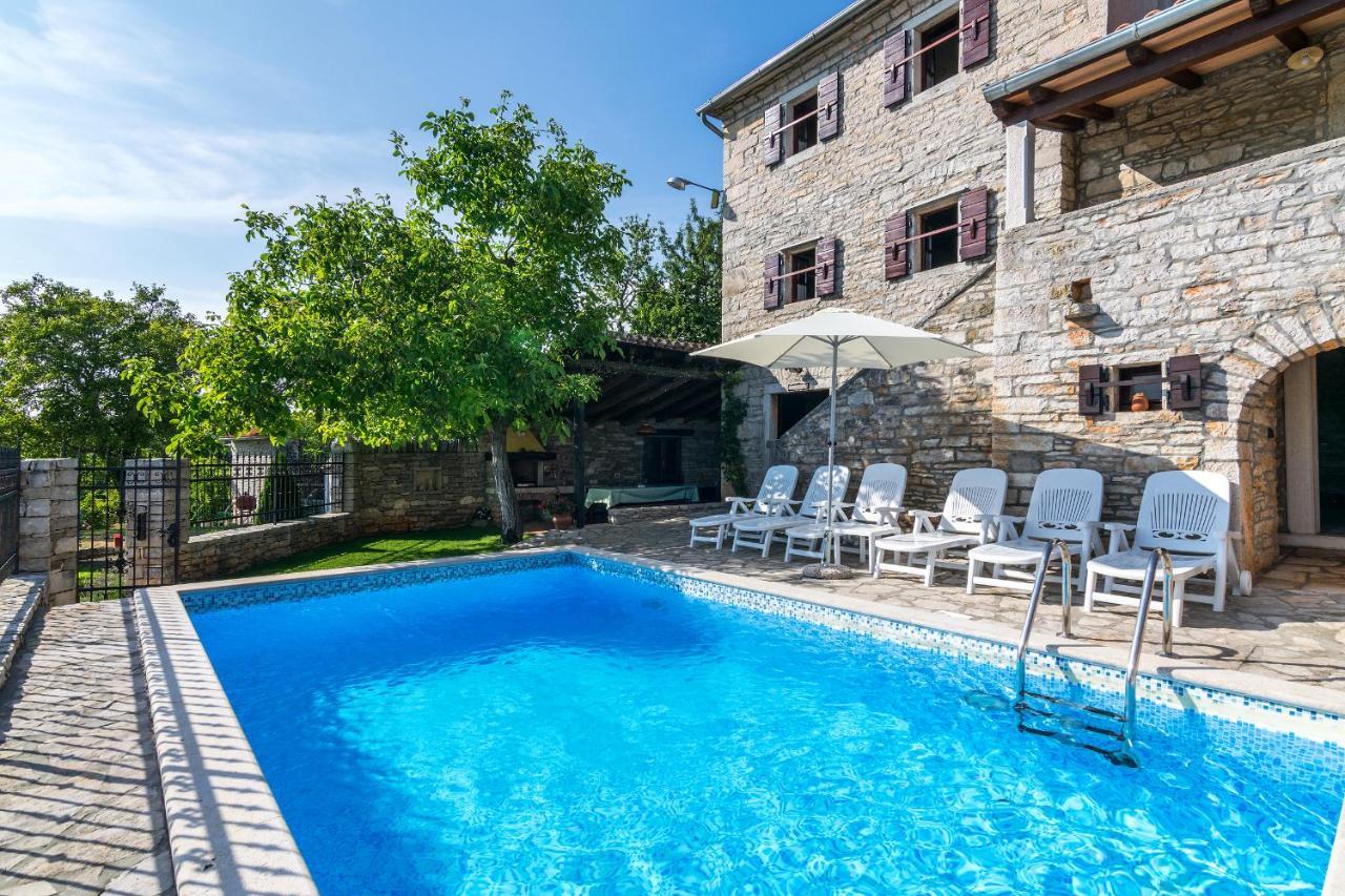 Villa Maria Oprtalj Exterior photo
